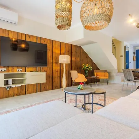 Nyaraló Seasons Boutique Townhouse